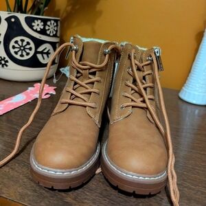 Marc Fisher Youth Jade Zip Boots